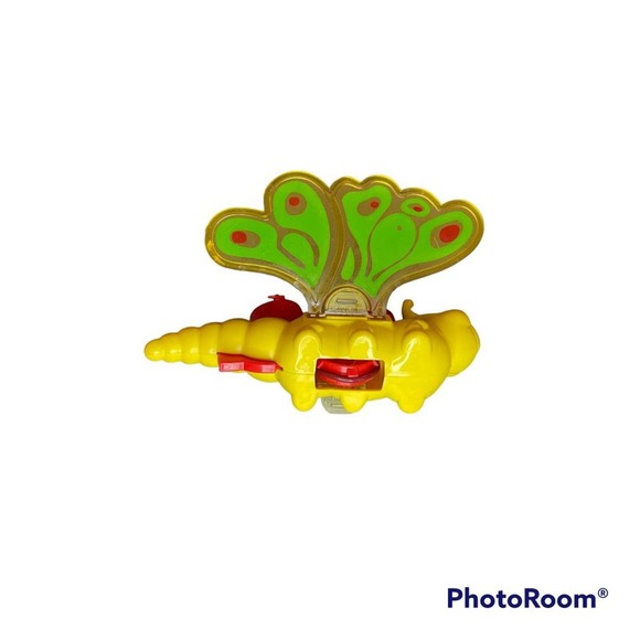 VINTAGE KENNER 1980s STRAWBERRY SHORTCAKE SNAIL CART & BUTTERFLY-LOT OF 2 - Picture 10 of 10